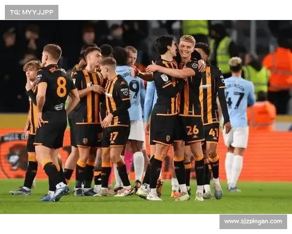 雷克斯汉姆接近800万镑签曼城中卫道尔力助冲超目标